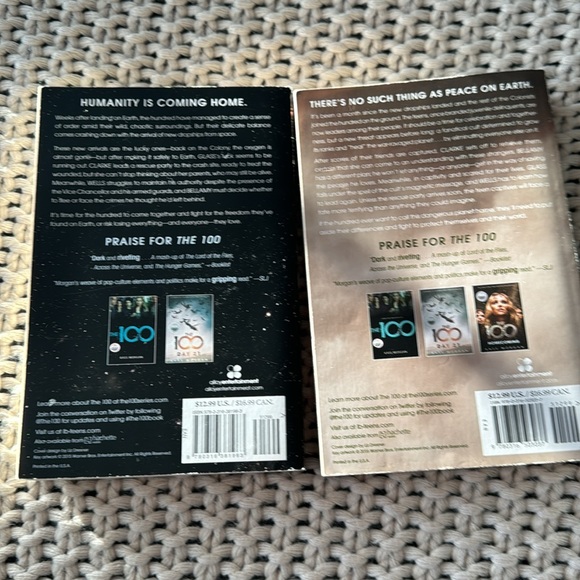 The 100 books - Picture 2 of 3